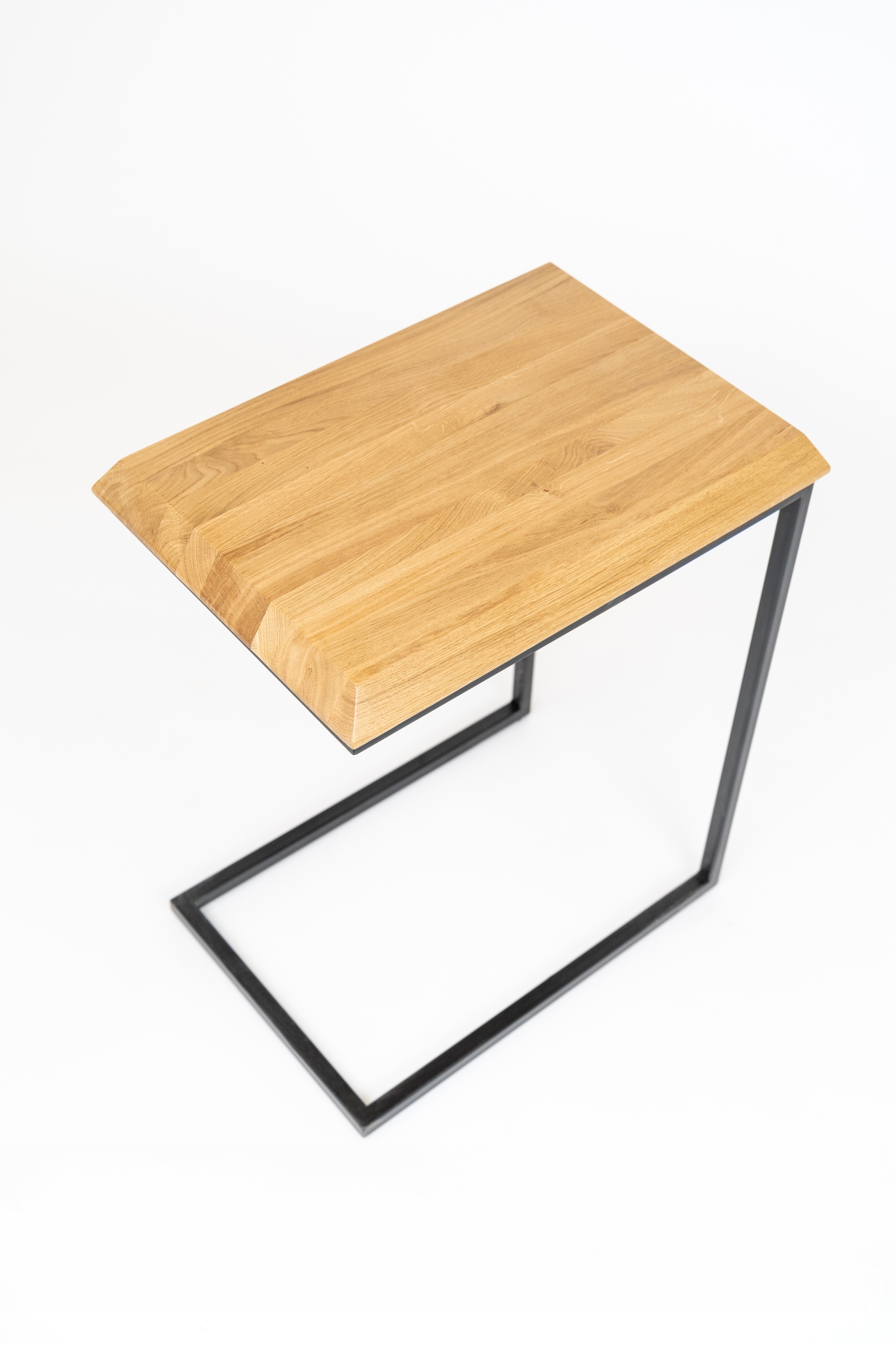 1ad56b5ede786b0e256ca0150c23300a.jpg Stolik Dębowy Pomocniczy Diament Loft - obrazek 1
